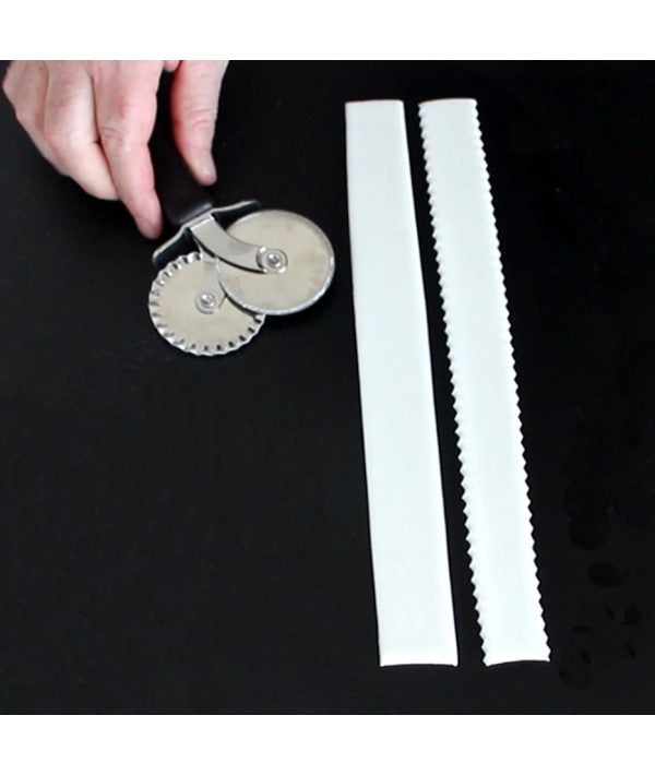 Double Wheel Plain + Serrated Fondant Dough & Pizza Cutter